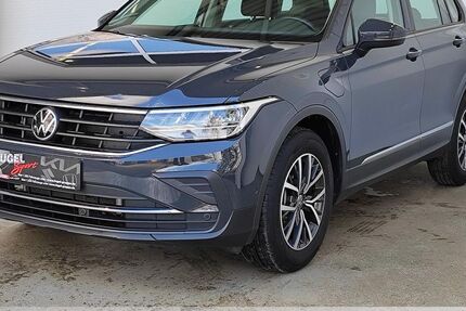 VW Tiguan 60.260 km 24.499 &euro; Oberlungwitz 09353