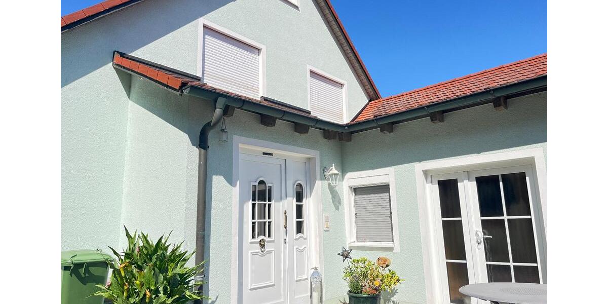 Einfamilienhaus Regenstauf - 7 Zimmer, 276 m&sup2;, 1.349.000&euro; | Angebot:27095895