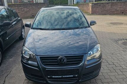 VW Polo 208.000 km 2.499 &euro; Schwerin 19057