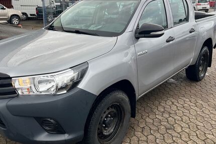 Toyota Hilux 220.000 km 18.400 &euro; Nürnberg 90431