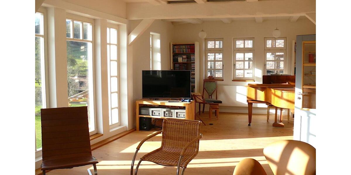 Einfamilienhaus Bad Wildungen - 7 Zimmer, 400 m&sup2;, 980.000&euro; | Angebot:21624522