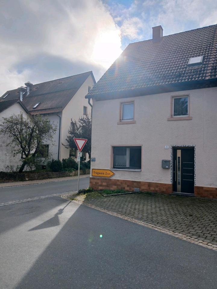 Doppelhaushälfte