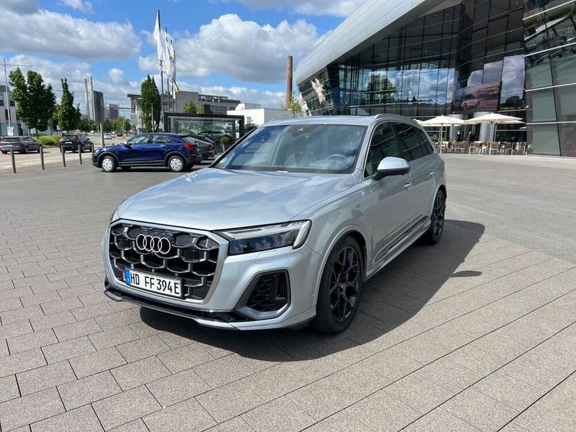 Q7