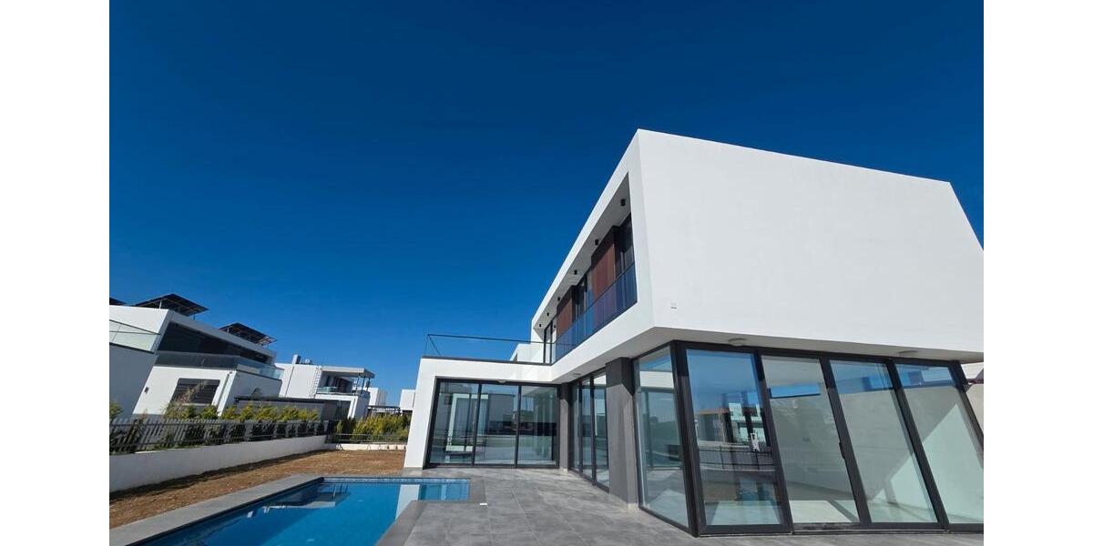 Villa Amberg - 4 Zimmer, 180 m&sup2;, 400.000&euro; | Angebot:26044940