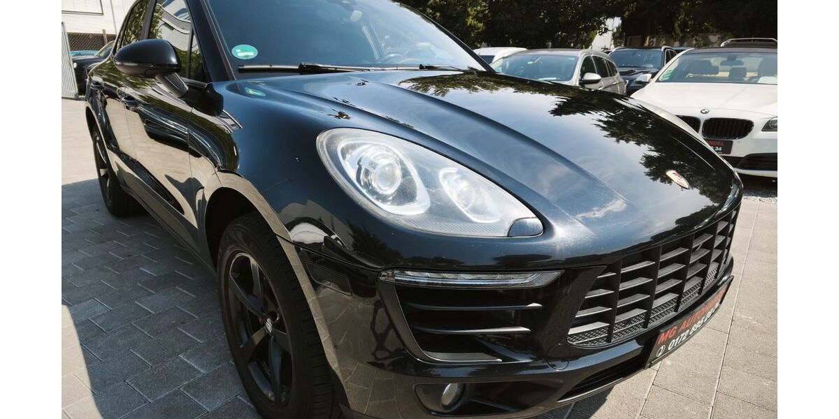 Porsche Macan 243.299 km 17.999 &euro; Fellbach 70736