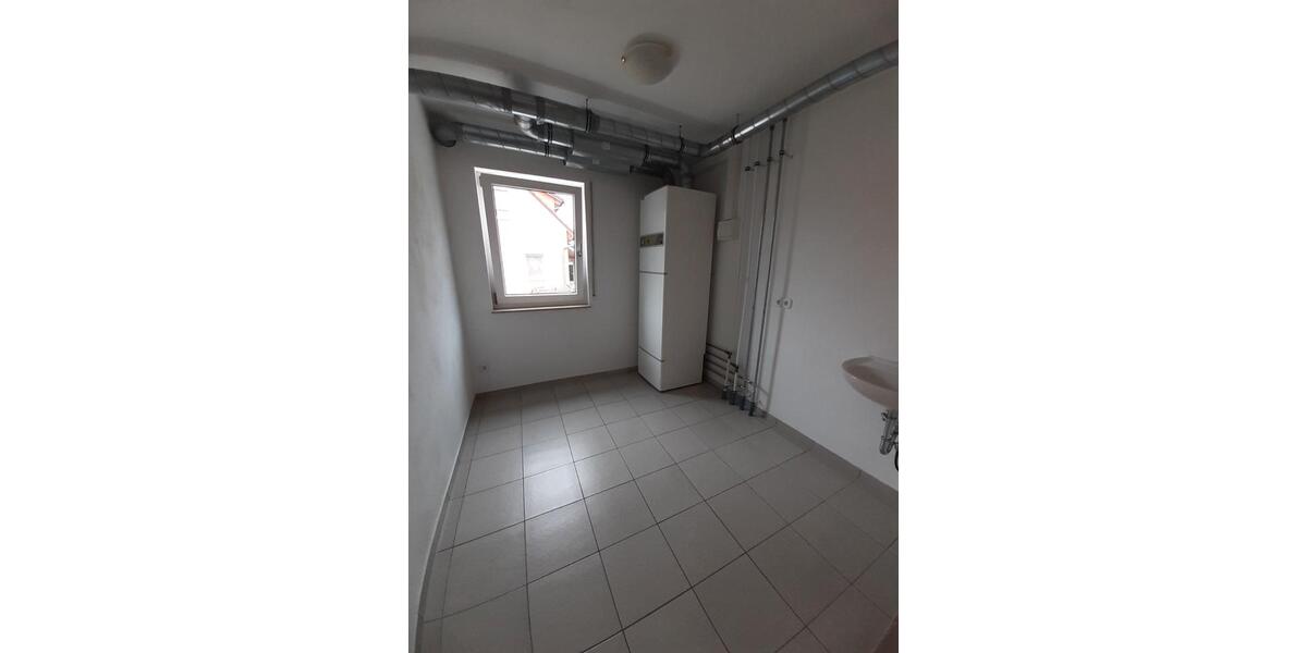 Erdgeschoßwohnung Weihenzell - 5 Zimmer, 145 m&sup2;, 1.050&euro; | Angebot:26394235
