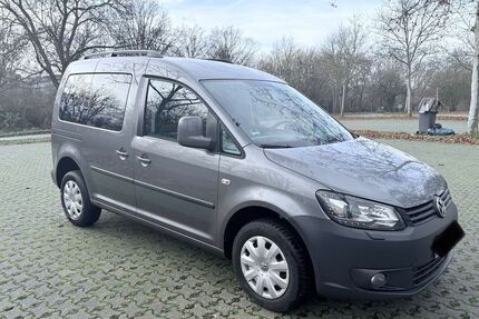 VW Caddy 174.448 km 12.250 &euro; Kassel 34121