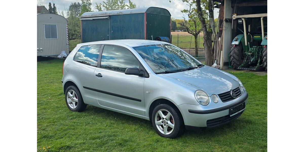 VW Polo 208.313 km 1.250 &euro; Bielefeld 33649