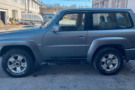 Nissan Patrol 143.100 km 15.900 &euro; Freudenstadt 72250