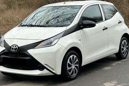Toyota Aygo (X) 110.000 km 6.500 &euro; Burgdorf (bei Hannover) 31303