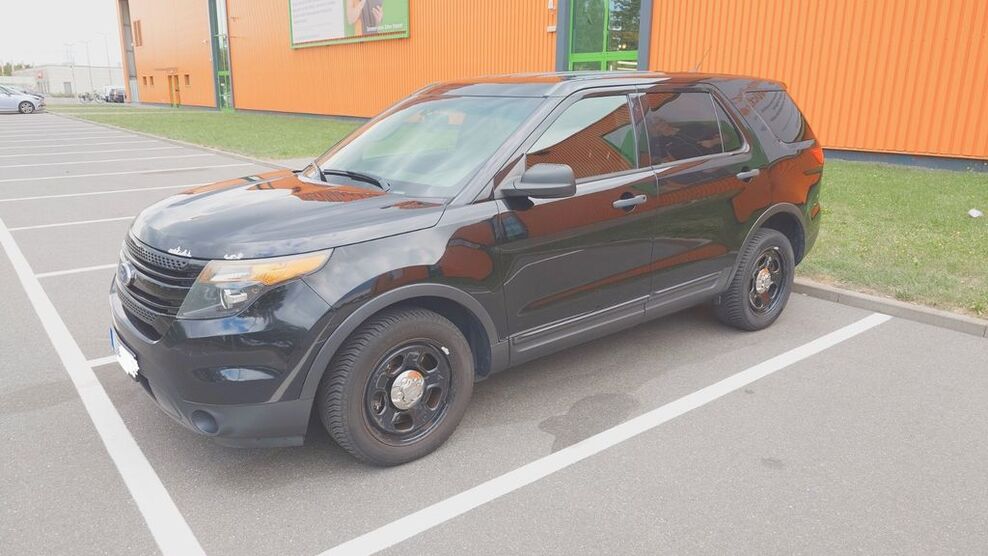 Ford Explorer 196.500 km 18.500 € Ginsheim 65462