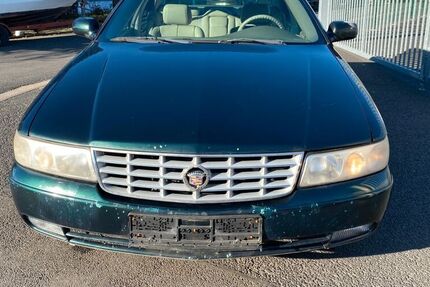 Cadillac STS