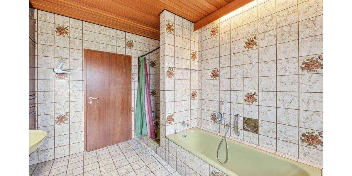 Mehrfamilienhaus, Wohnhaus Calw Heumaden - 1 Zimmer, 303 m&sup2;, 943.000&euro; | Angebot:26358556