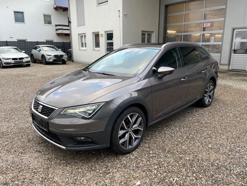 Seat Leon 135.905 km 13.490 € Forsting Pfaffing 83539