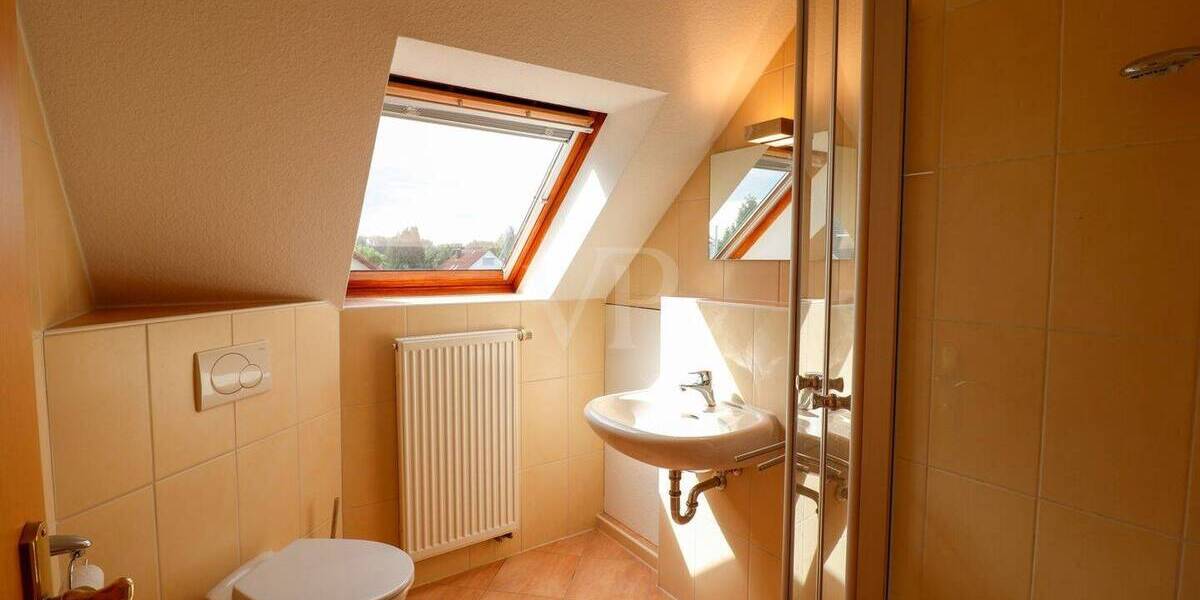 Doppelhaushälfte Karlsdorf-Neuthard Karlsdorf - 6 Zimmer, 200 m&sup2;, 1.850&euro; | Angebot:23534019