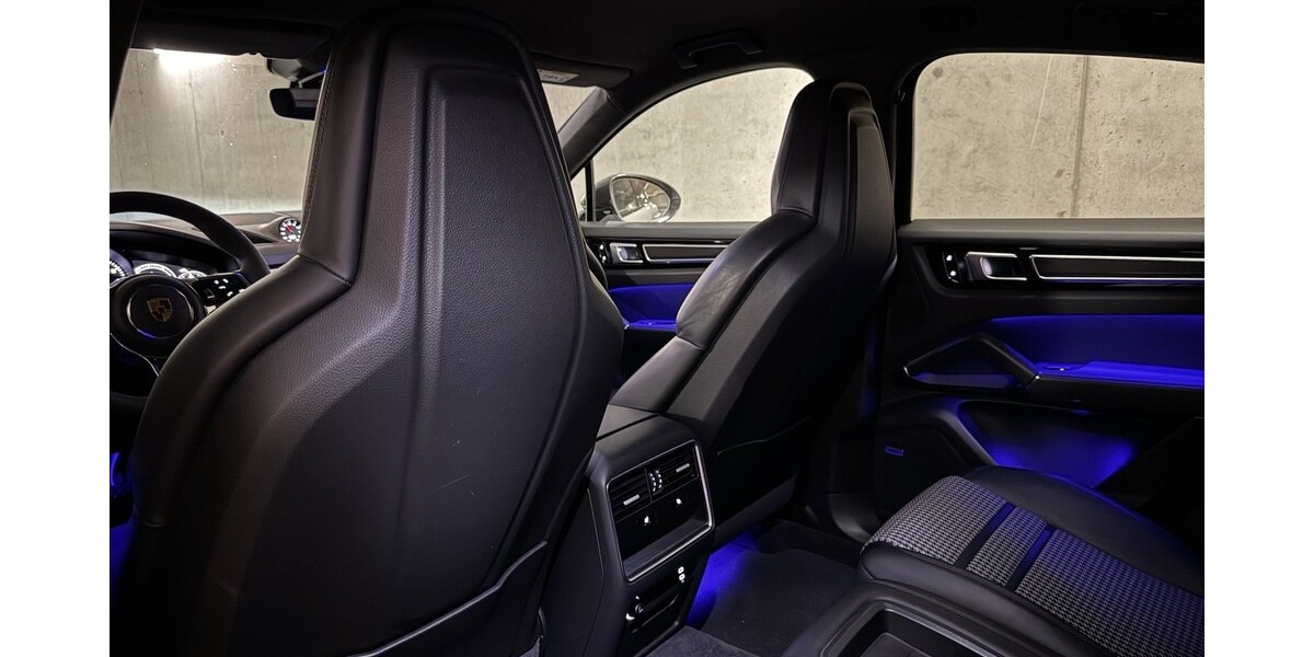 Porsche Cayenne 50.900 km 74.299 &euro; Cadolzburg 90556