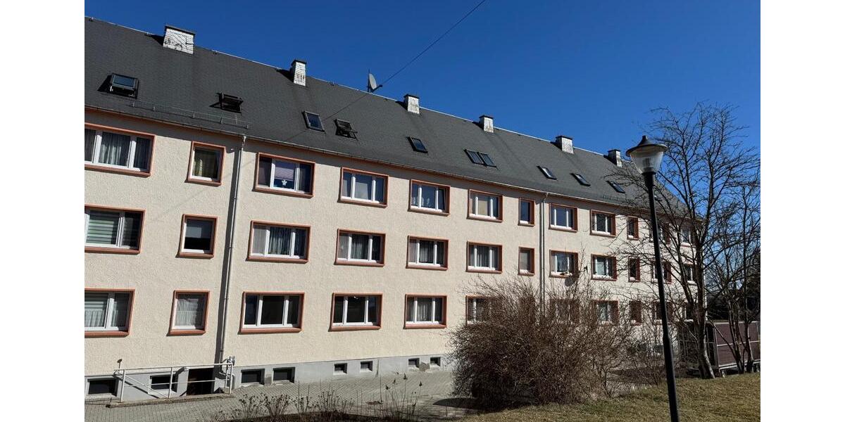 Etagenwohnung Bad Lobenstein - 3 Zimmer, 25 m&sup2;, 175&euro; | Angebot:25236052