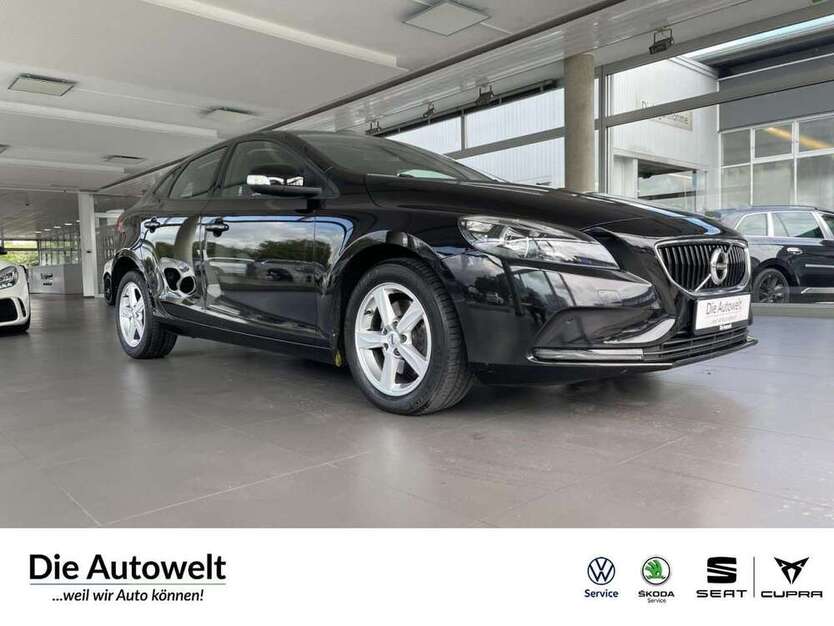 V40