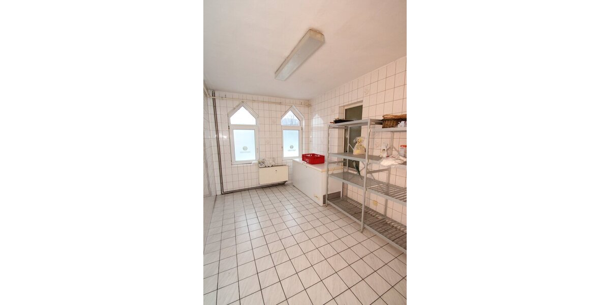 Bad Salzungen, Wohn-u.Geschäftshaus zimmer