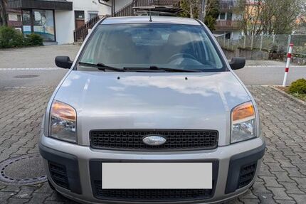 Ford Fusion 206.000 km 2.400 &euro; Grünkraut 88287