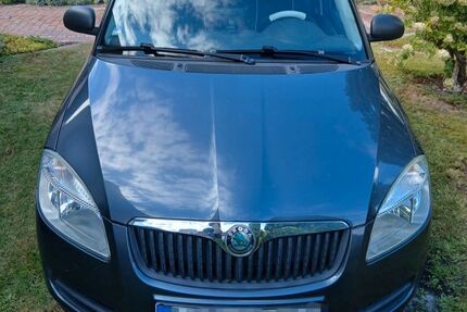 Skoda Fabia 111.000 km 2.700 &euro; Westoverledingen 26810