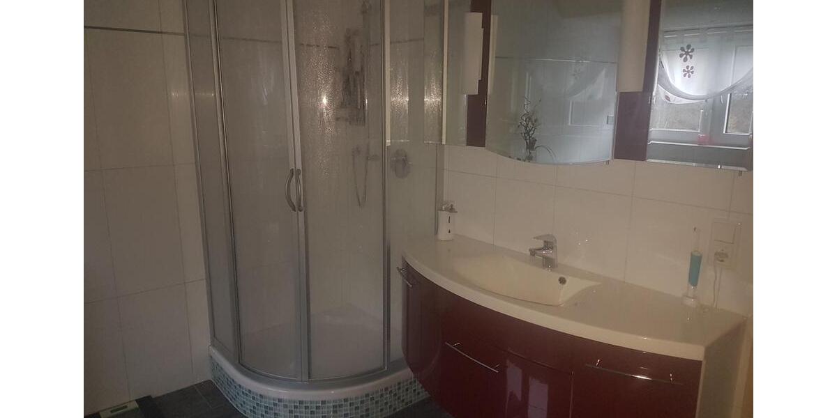 Haus zu Miete 7 zimmer