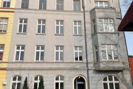 Haus, Mehrfamilienhaus in Forst zimmer