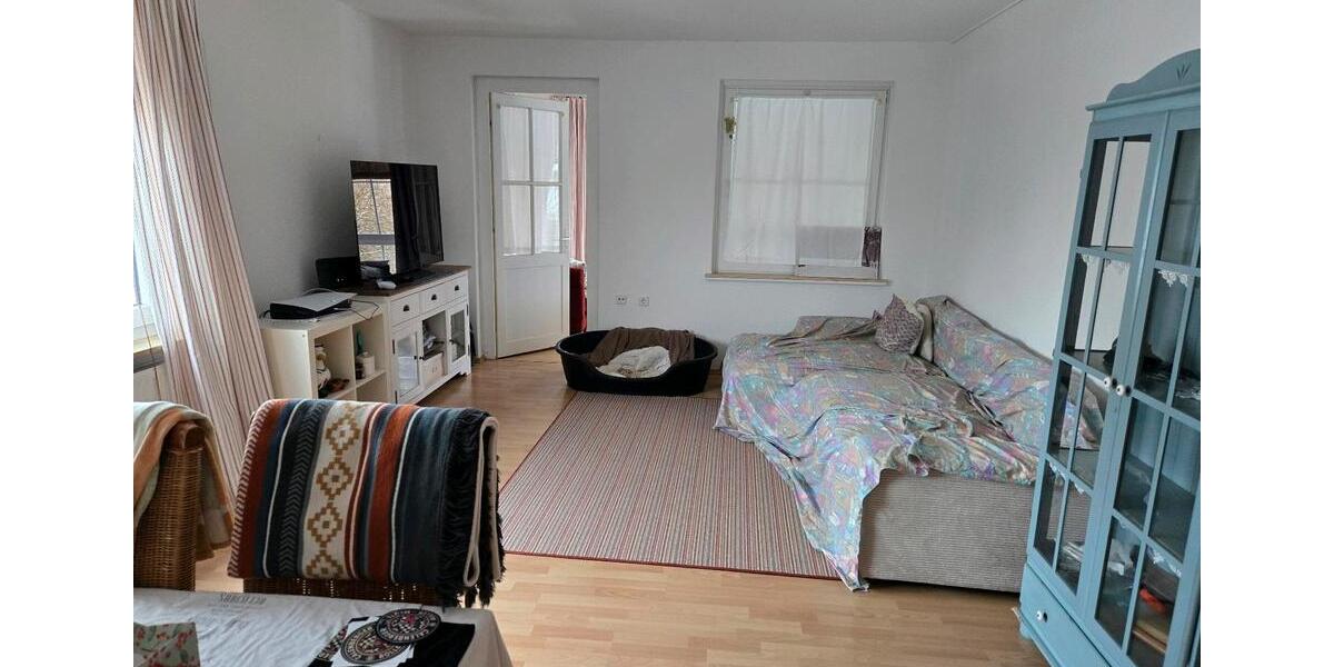 Etagenwohnung Springe - 3 Zimmer, 78 m&sup2;, 850&euro; | Angebot:25056291