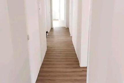 Wohnung Bebra - 5 Zimmer, 103 m&sup2;, 650&euro; | Angebot:25362375