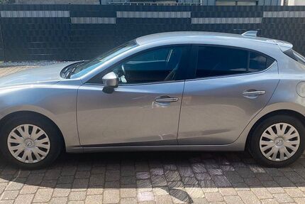Mazda 3 124.471 km 9.200 &euro; Longuich 54340