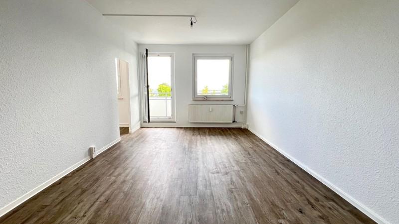 Sofort bezugsfertig: 4-Zimmerwohnung mit Balkon und Aufzug im 2.OG! 4 zimmer