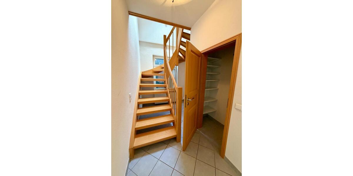 Mehrfamilienhaus, Wohnhaus Wilster - 8 Zimmer, 231 m&sup2;, 250.000&euro; | Angebot:26959451