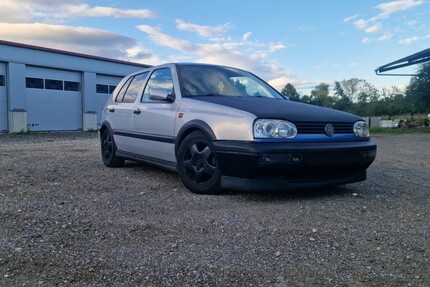 VW Golf 243.500 km 5.000 € Ulm 89073