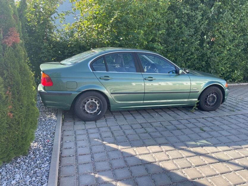 BMW 320 235.389 km 2.000 € Ernsgaden 85119