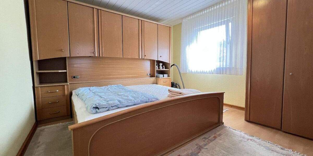 Doppelhaushälfte Mönchengladbach-Wickrath Wickrath - 7 Zimmer, 125 m&sup2;, 299.000&euro; | Angebot:24812595