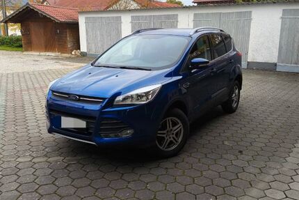 Ford Kuga 52.800 km 12.900 € Aichach 86551