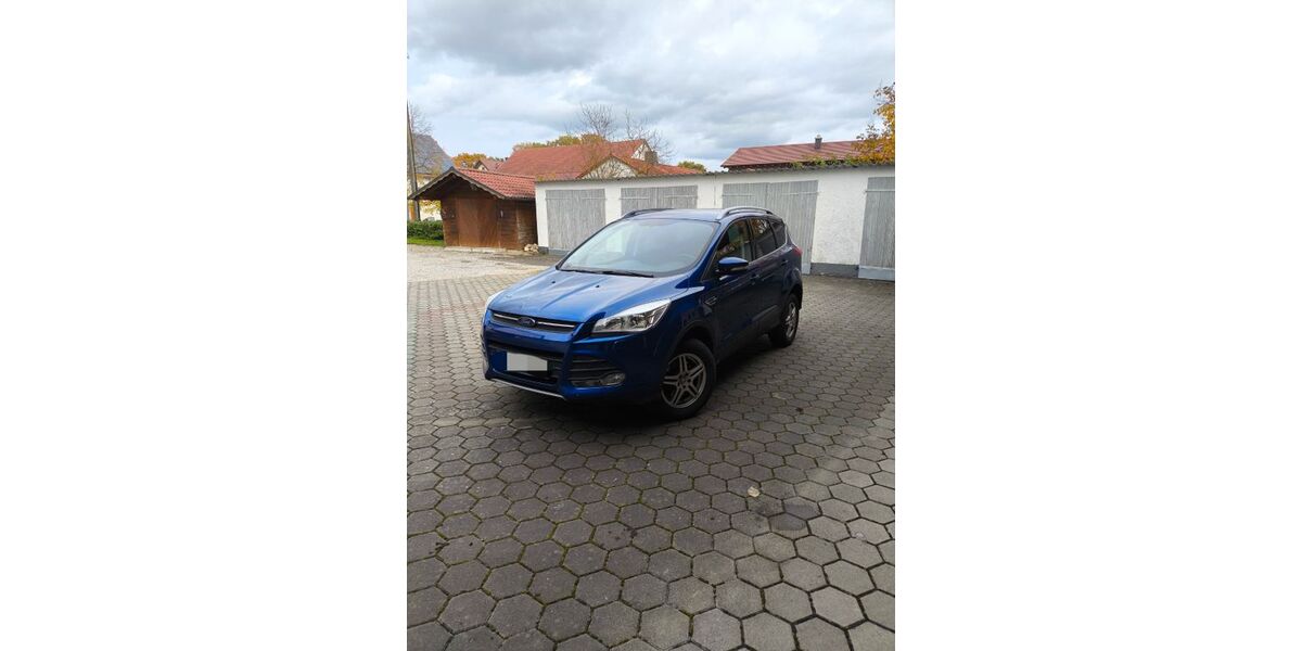 Ford Kuga 52.800 km 12.900 € Aichach 86551