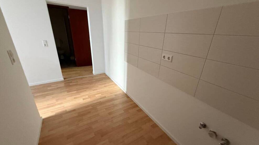 Großes WohnZimmer - offene Küche u.v.m.