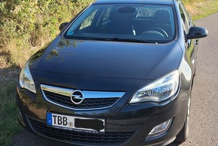 Opel Astra 125.000 km 5.199 &euro; Lauda-Königshofen 97922