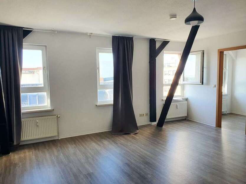 Wohnung zum Mieten in Halle 285 € 38.19 m²