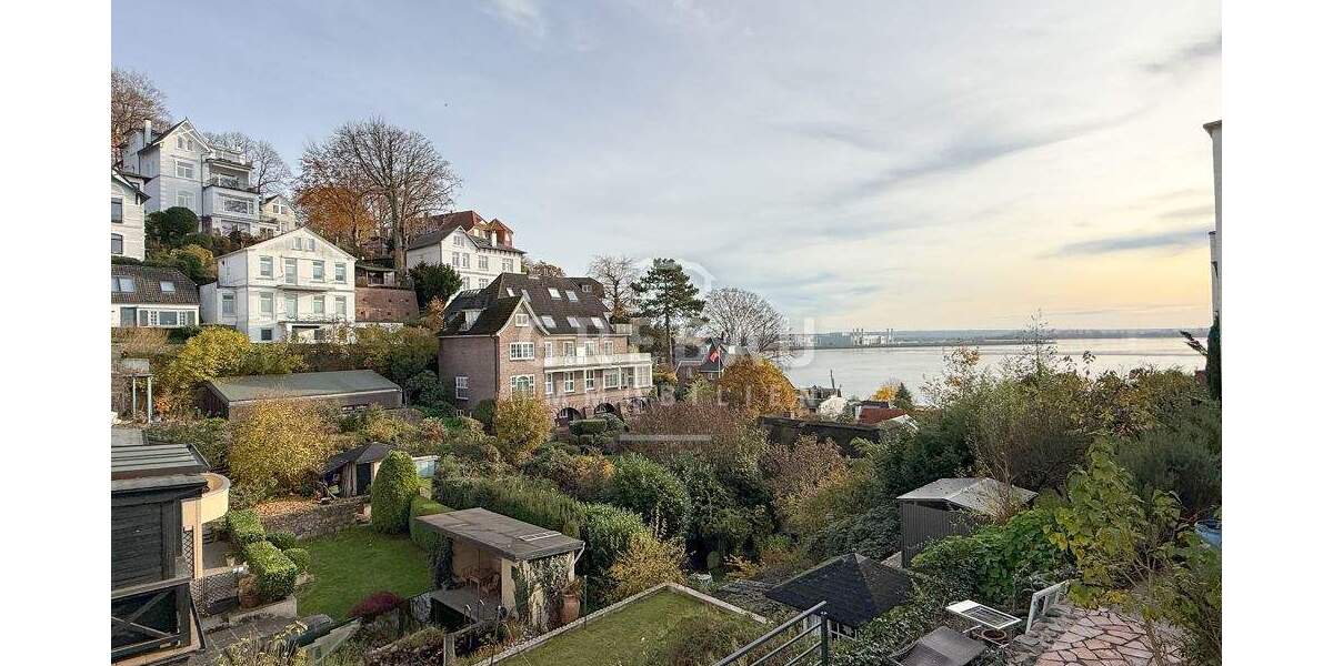A+-Neubau im oberen Treppenviertel! 4-5-Zi.-Einfamilienhaus mit herrlichem (Elb-)Blick 5 zimmer