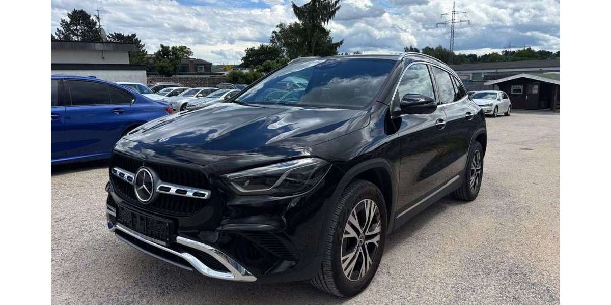 Mercedes-Benz GLA 220 28.216 km 37.890 &euro; Magstadt 71106