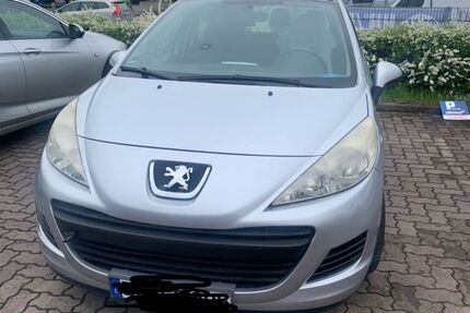 Peugeot 207 114.241 km 1.300 &euro; Erfurt 99099