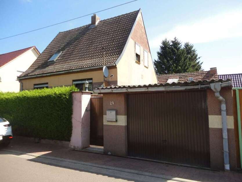 Haus zum Kaufen in Schackensleben 90.000 € 127 m²