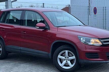 VW Tiguan 82.000 km 14.699 &euro; Riedstadt-Goddelau 64560