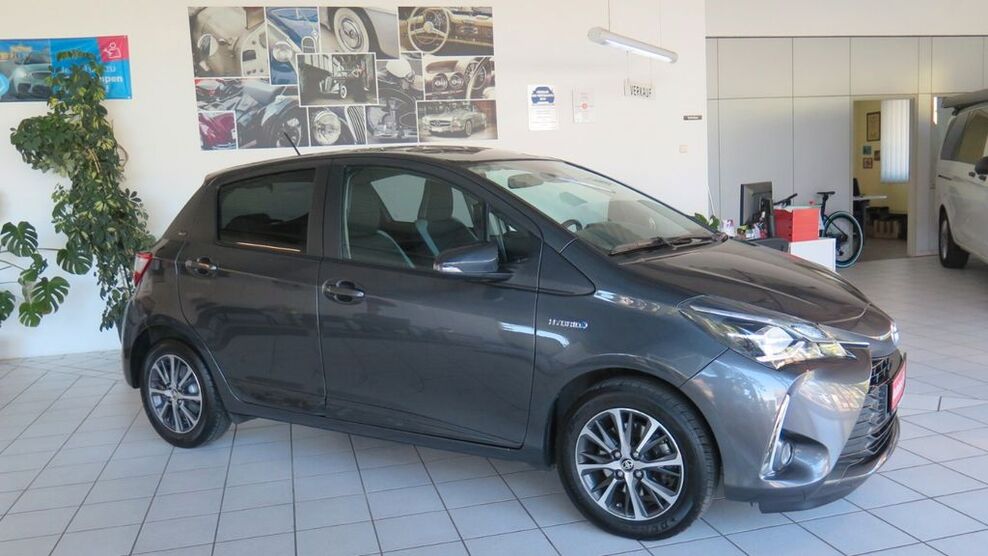 Toyota Yaris 36.850 km 14.700 € Stadtilm 99326