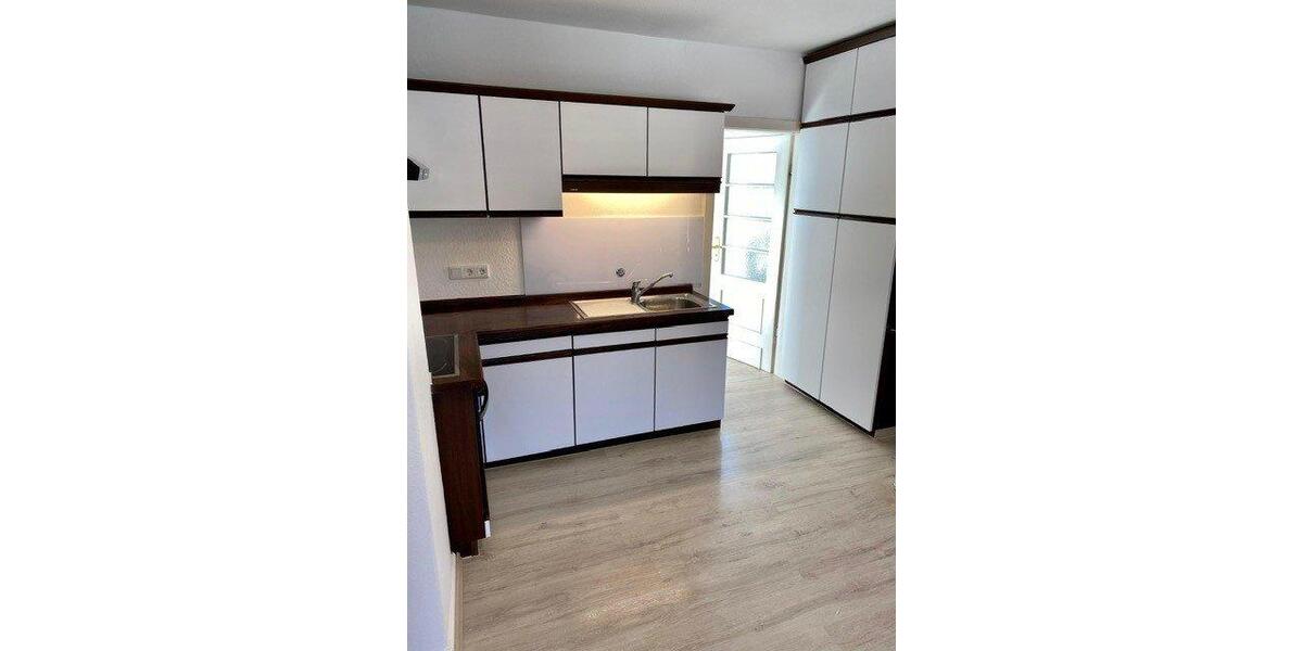 Etagenwohnung Bad Pyrmont - 2 Zimmer, 65 m&sup2;, 550&euro; | Angebot:26266493