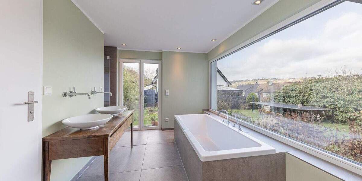 Mehrfamilienhaus, Wohnhaus Wetter Wengern - 7 Zimmer, 190 m&sup2;, 599.000&euro; | Angebot:25301886