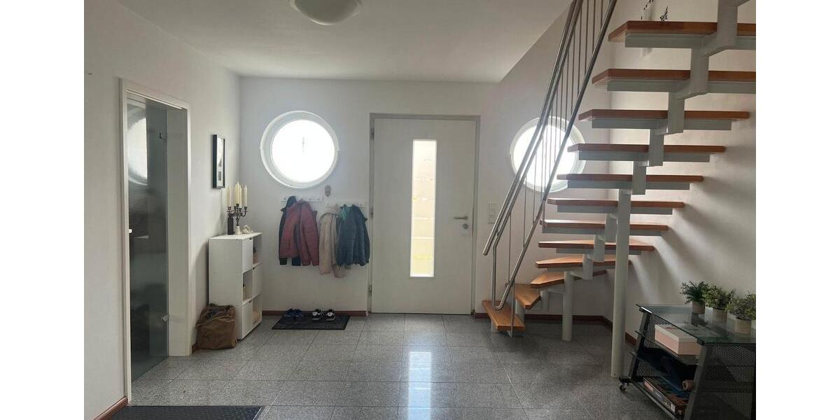 Einfamilienhaus Nienburg (Weser) - 7 Zimmer, 210 m&sup2;, 649.000&euro; | Angebot:26676911