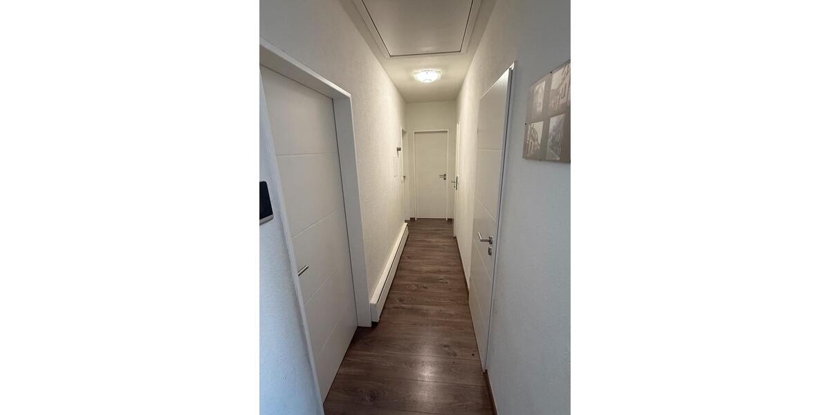 Reihenhaus Remagen - 7 Zimmer, 187 m&sup2;, 360.000&euro; | Angebot:27133835